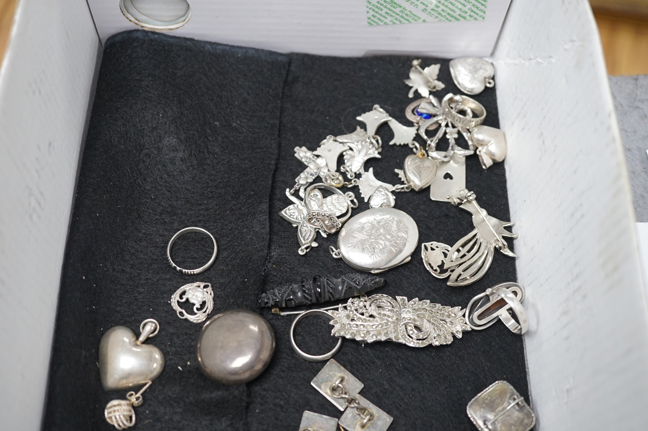 Sundry small silver including mounted glass toilet jars and a Georgian sifter spoon, together with assorted silver and other jewellery including earrings, pendants, brooches etc.